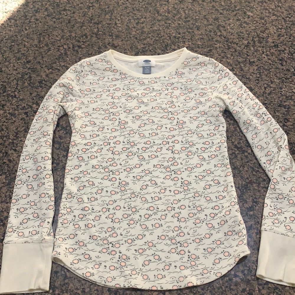 Girls Old Navy Thermal tee size 14